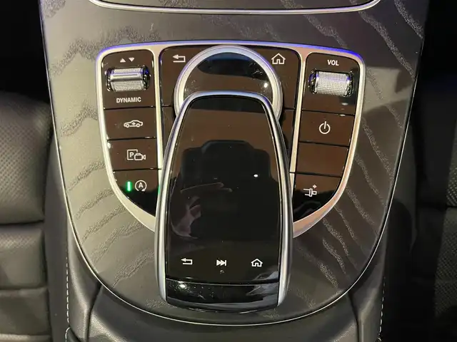 メルセデス・ベンツ Ｅ４５０ 4マチック クーペ スポーツ 道央・札幌 2018(平30)年 4.4万km ダイヤモンドホワイト ダイヤモンドホワイト/エクスクルーシブパッケージ/　・パノラミックスライディングルーフ/　・Burmesterサラウンドサウンド/　・エアバランスパッケージ/レーダーセーフティパッケージ/360°カメラ/ヘッドアップディスプレイ/本革シート/シートヒーター/シートベンチレーション/マッサージシート/マルチビームLEDヘッドライト/アダプティブハイビームアシストプラス/AIR BODY CONTROLサスペンション/パワーテールゲート