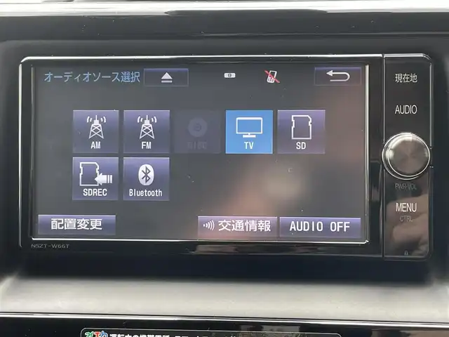 トヨタ ヴォクシー ZS 煌Ⅱ 佐賀県 2016(平28)年 5.8万km ホワイトパールクリスタルシャイン トヨタセーフティセンスC/・プリクラッシュセーフティ/・オートマチックハイビーム/・レーンディパーチャーアラート/純正SDナビ　/・バックカメラ　/・フルセグＴＶ（走行視聴可）/・BT/CD/DVD　/純正後席モニター　/両側パワースライドドア　/純正１５インチＡＷ　/ＬＥＤヘッドライト　/フォグランプ　/ETC2.0 /革調シートカバー　/スペアキー×1/取扱説明書/保証書/社外マフラーカッター