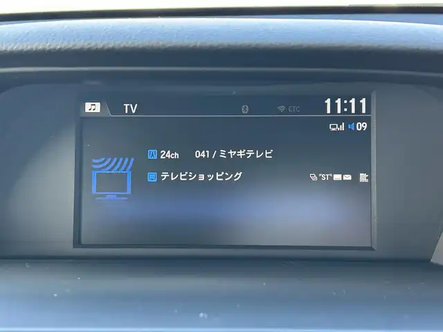 ホンダ アコード ハイブリッド EX 宮城県 2016(平28)年 10.2万km ホワイトオーキッドパール 純正ナビ（フルセグＴＶ、ＡＭ、ＦＭ、ＵＳＢ、ＢＴ、ＤＶＤ、ＣＤ）//純正フロアマット//ドラレコ//純正ＡＷ//追従型クルコン//全席シートヒーター//ビルトインＥＴＣ//バックカメラ//スペアキー//社外ＡＷ//USBポート//オートライト//横滑り防止機能//プリクラッシュセーフティ