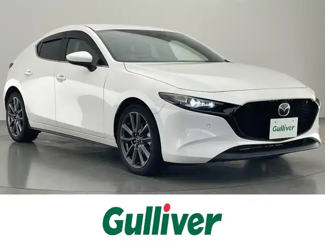 マツダ マツダ３ファストバック 20S プロアクティブ ツーリングS 愛知県 2020(令2)年 2.3万km スノーフレイクホワイトパールマイカ 純正８．８ナビ　ＢＯＳＥ　シートヒーター　全方位カメラ　ＨＤＭＩ　ＢＳＭ　ＨＵＤ　追従クルコン　フルセグ　ＤＶＤ　メモリーシート　パドルシフト　ステアリングヒーター　衝突軽減　コーナーセンサー　ＥＴＣ　ドラレコ　ＬＥＤライト　オートハイビーム　３６０°ビューモニター　ＵＳＢ接続　Bluetooth　純正フロアマット　車線逸脱　純正１８インチAW　プッシュスタート　スマートキー