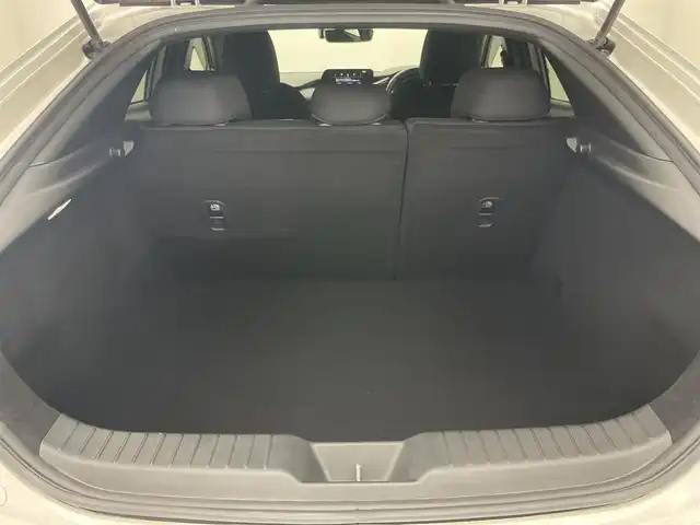 マツダ マツダ３ファストバック 20S プロアクティブ ツーリングS 愛知県 2020(令2)年 2.3万km スノーフレイクホワイトパールマイカ 純正８．８ナビ　ＢＯＳＥ　シートヒーター　全方位カメラ　ＨＤＭＩ　ＢＳＭ　ＨＵＤ　追従クルコン　フルセグ　ＤＶＤ　メモリーシート　パドルシフト　ステアリングヒーター　衝突軽減　コーナーセンサー　ＥＴＣ　ドラレコ　ＬＥＤライト　オートハイビーム　３６０°ビューモニター　ＵＳＢ接続　Bluetooth　純正フロアマット　車線逸脱　純正１８インチAW　プッシュスタート　スマートキー