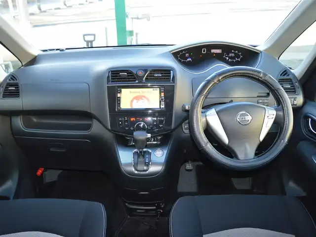 日産 セレナ ライダー ブラックライン 栃木県 2013(平25)年 5.2万km スーパーブラック ワンオーナー/クルーズコントロール/ALPINE製10.2インチフリップダウンモニター/安全装備/(VDC/ヒルスタートアシスト/アイドリングストップ)/両側パワースライドドア/純正SDナビ/(フルセグ/AM/FM/CD/DVD/BT)/ETC/キセノンヘッドライト/フォグランプ/オートライト/ステアスイッチ/新車保証書/記録簿/(H28/H29/H30/R2/R4/R6)/取扱説明書