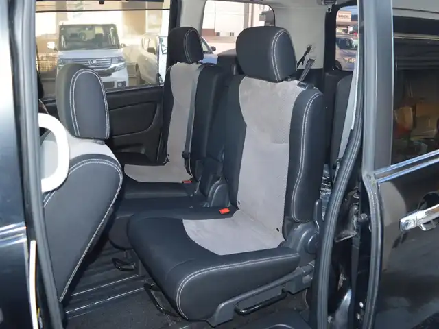 日産 セレナ ライダー ブラックライン 栃木県 2013(平25)年 5.2万km スーパーブラック ワンオーナー/クルーズコントロール/ALPINE製10.2インチフリップダウンモニター/安全装備/(VDC/ヒルスタートアシスト/アイドリングストップ)/両側パワースライドドア/純正SDナビ/(フルセグ/AM/FM/CD/DVD/BT)/ETC/キセノンヘッドライト/フォグランプ/オートライト/ステアスイッチ/新車保証書/記録簿/(H28/H29/H30/R2/R4/R6)/取扱説明書