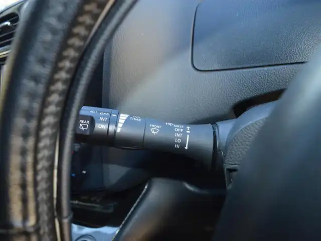 日産 セレナ ライダー ブラックライン 栃木県 2013(平25)年 5.2万km スーパーブラック ワンオーナー/クルーズコントロール/ALPINE製10.2インチフリップダウンモニター/安全装備/(VDC/ヒルスタートアシスト/アイドリングストップ)/両側パワースライドドア/純正SDナビ/(フルセグ/AM/FM/CD/DVD/BT)/ETC/キセノンヘッドライト/フォグランプ/オートライト/ステアスイッチ/新車保証書/記録簿/(H28/H29/H30/R2/R4/R6)/取扱説明書