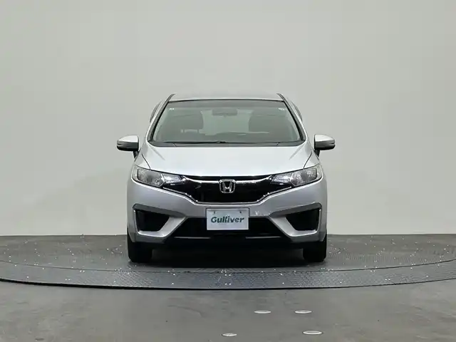 ホンダ フィット 13G Fパッケージ 愛媛県 2015(平27)年 8.4万km アラバスターシルバーメタリック 社外SDナビ/(CD/DVD/フルセグ/Bluetooth)/バックカメラ/ドライブレコーダー/アイドリングストップ/スマートキー/スペアキー/プッシュスタート/ウインカーミラー/ドアバイザー/電動格納ミラー