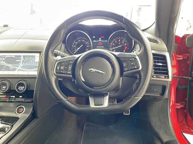 ジャガー Ｆ-ＴＹＰＥ R ダイナミック クーペ 兵庫県 2019(令1)年 6.7万km 赤 純正ナビ/ガラスルーフ/ＭＥＲＩＤＩＡＮスピーカー/クルーズコントロール/バックカメラ/前後ドラレコ/ハーフレザー/パワーシート/ＥＴＣ/コーナーセンサー/ＬＥＤオートライト/純正１９インチアルミホイール/純正フロアマット