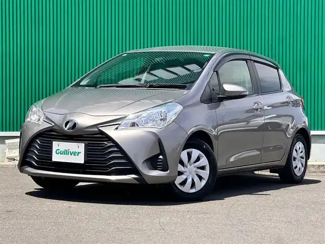 トヨタ ヴィッツ F 宮城県 2017(平29)年 1.8万km アバンギャルドブロンズメタリック セーフティセンスC/・プリクラッシュセーフティ/・レーンディパーチャーアラート/・オートマチックハイビーム/・先行車発進告知機能/＝＝＝/純正ナビ（NSCD-W65）/・CD/SD/・Bluetooth/・ワンセグTV/バックカメラ/ステアリングスイッチ/リモコンキー/電動格納ミラー/フロアマット/ドアバイザー/Wエアバッグ