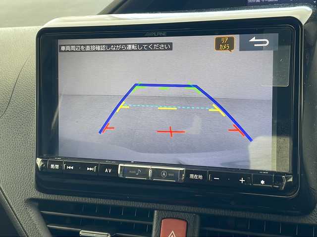 トヨタ ヴォクシー ZS 沖縄県 2018(平30)年 4.1万km ホワイトパールクリスタルシャイン アルパインナビ　/　(フルセグTV Bluetooth CD/DVD)/バックカメラ　　/トヨタセーフティセンス　/クルーズコントロール/フリップダウンモニター　/ステアリングスイッチ/両側パワースライドドア　/ＬＥＤヘッドライト　　/プッシュスタート/アイドリングストップ/純正フロアマット/ドアバイザー/保証書/取扱説明書/記録簿