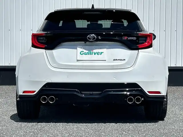 トヨタ ＧＲヤリス RZ ハイパフォーマンス 千葉県 2024(令6)年 0.1千km ライムホワイトパールクリスタルシャイン 純正8インチナビ（BT/Miracast)/GRエアロ/ＧＲ４本出しマフラー/JBLサウンド/カーボンルーフ/バックカメラ/衝突被害軽減システム/車線逸脱警報/クルーズコントロール/ハーフレザーシート/横滑り防止装置/ETC 2.0/アイドリングストップ/LEDヘッドライト/フォグランプ/オートライト/ウィンカーミラー/電動格納ミラー/シートヒーター/ステアリングヒーター/プッシュスタート/スマートキー/フロアマット/保証書