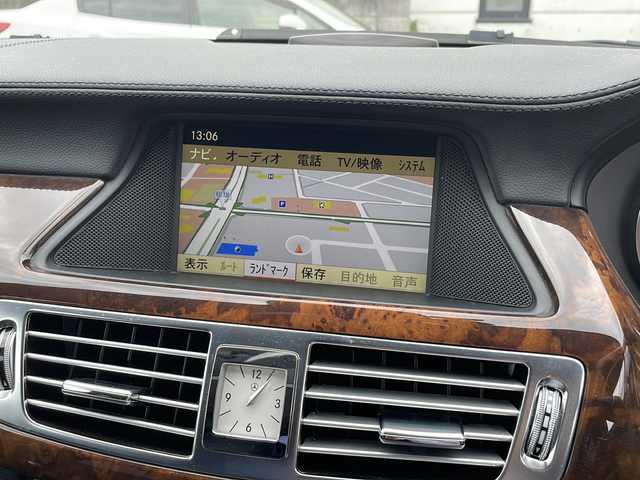 メルセデス・ベンツ ＣＬＳ３５０ ブルーエフィシェンシー 福井県 2011(平23)年 6.7万km ダイヤモンドホワイト 登録時走行距離67085km/サンルーフ/純正HDDナビゲーション/（CD/BT）/フルセグテレビ /バックカメラ/黒革シート/前席パワーシート/（メモリ付き）/シートヒーター /電動リアゲート/LEDヘッドライト/リアサンシェード/パドルシフト/クルーズコントロール/クリアランスソナー /ドライブレコーダー /ETC/純正18インチアルミホイール/スマートキー/プッシュスタート/保証書/取扱説明書