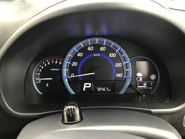 マツダ フレア カスタムスタイル HS 富山県 2014(平26)年 7.9万km クリスタルホワイトP 純正ナビ/フルセグTV/Bluetooth/ドライブレコーダー/衝突被害軽減ブレーキ/プッシュスタート/スマートキー/シートヒーター/ステアリングスイッチ/アイドリングストップ/横滑り防止装置/フォグランプ/オートライト/ETC