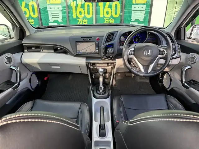 ホンダ ＣＲ－Ｚ α 奈良県 2011(平23)年 4.9万km プレミアムホワイトパール 純正ホンダインターナビ　[9NHF]/バックカメラ　/地デジ　/黒革調シートカバー　/ビルトインＥＴＣ　/パドルシフト　/クルーズコントロール　/スペアキー /フォグライト /革巻きステアリング /電動格納ミラー /SPORTモード