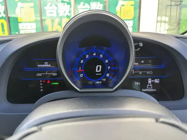 ホンダ ＣＲ－Ｚ α 奈良県 2011(平23)年 4.9万km プレミアムホワイトパール 純正ホンダインターナビ　[9NHF]/バックカメラ　/地デジ　/黒革調シートカバー　/ビルトインＥＴＣ　/パドルシフト　/クルーズコントロール　/スペアキー /フォグライト /革巻きステアリング /電動格納ミラー /SPORTモード