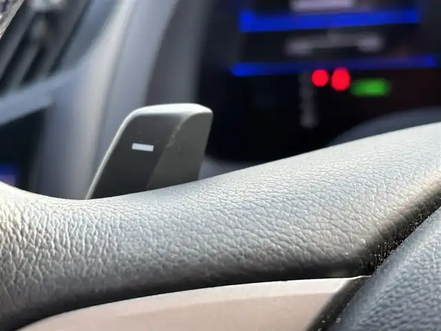 ホンダ ＣＲ－Ｚ α 奈良県 2011(平23)年 4.9万km プレミアムホワイトパール 純正ホンダインターナビ　[9NHF]/バックカメラ　/地デジ　/黒革調シートカバー　/ビルトインＥＴＣ　/パドルシフト　/クルーズコントロール　/スペアキー /フォグライト /革巻きステアリング /電動格納ミラー /SPORTモード