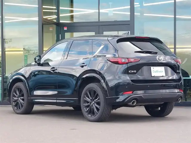 マツダ ＣＸ－５ XD スポーツアピアランス 東京都 2023(令5)年 1.7万km ジェットブラックマイカ i-ACTIVSENSE/・アドバンストSCBS/・AT誤発進抑制制御/・レーンアシスト/・レーダークルーズコントロール/・ブラインドスポットモニタリング/・ヘッドアップディスプレイ/純正10型ナビ/・BT/AM/FM/TV/・AppleCarplay/androidauto/360度モニター/レザーシート/シートヒーター/メモリー機能付/ステアリングヒーター/電動リアゲート/LEDヘッドライト/ETC/ワイヤレス充電