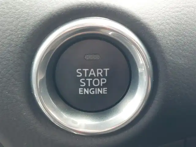 マツダ ＣＸ－５ XD スポーツアピアランス 東京都 2023(令5)年 1.7万km ジェットブラックマイカ i-ACTIVSENSE/・アドバンストSCBS/・AT誤発進抑制制御/・レーンアシスト/・レーダークルーズコントロール/・ブラインドスポットモニタリング/・ヘッドアップディスプレイ/純正10型ナビ/・BT/AM/FM/TV/・AppleCarplay/androidauto/360度モニター/レザーシート/シートヒーター/メモリー機能付/ステアリングヒーター/電動リアゲート/LEDヘッドライト/ETC/ワイヤレス充電