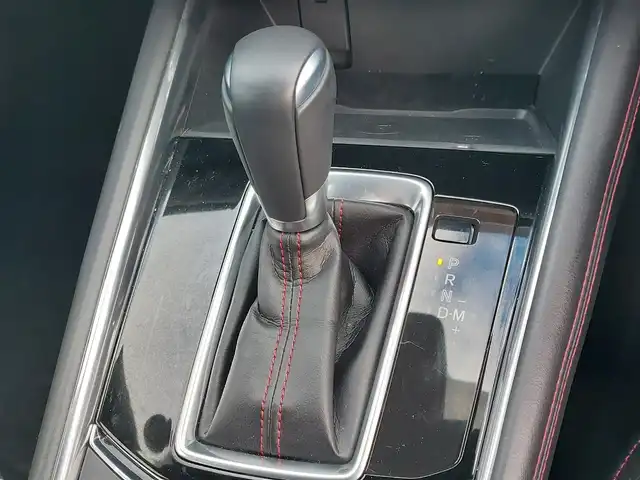 マツダ ＣＸ－５ XD スポーツアピアランス 東京都 2023(令5)年 1.7万km ジェットブラックマイカ i-ACTIVSENSE/・アドバンストSCBS/・AT誤発進抑制制御/・レーンアシスト/・レーダークルーズコントロール/・ブラインドスポットモニタリング/・ヘッドアップディスプレイ/純正10型ナビ/・BT/AM/FM/TV/・AppleCarplay/androidauto/360度モニター/レザーシート/シートヒーター/メモリー機能付/ステアリングヒーター/電動リアゲート/LEDヘッドライト/ETC/ワイヤレス充電