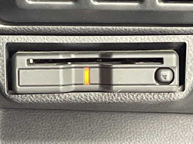 スバル フォレスター ハイブリッド X－ブレイク 大阪府 2020(令2)年 4.5万km クリスタルホワイトP アイサイト/・衝突軽減ブレーキ/・レーンキープアシスト/純正ダイアトーンメモリーナビ/（CD/DVD/Bluetooth/フルセグTV）/バック、フロント、左サイドカメラ/ETC/パドルシフト/デジタルインナーミラー/電動テールゲート/ハーフレザーシート/前席パワーシート/前席シートヒーター/ステアリングヒーター/LEDヘッドライト/フォグランプ/ドアバイザー/フロアマット/スマートキー×２