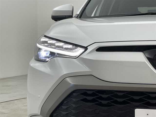 トヨタ カローラ クロス ハイブリッド Z 福岡県 2025(令7)年 0.1万km未満 プラチナホワイトパールマイカ 登録済未使用車　/純正ナビ（フルセグＴＶ）　/全方位カメラ　/ＥＴＣ２．０　/ＡＣＣ　/障害物センサー　/ＰＣＳ　/ＬＤＡ　/ＢＳＭ　/ＰＫＳＢ　/パーキングアシスト　/シートヒーター　/パワーバックドア　/ハーフレザーシート