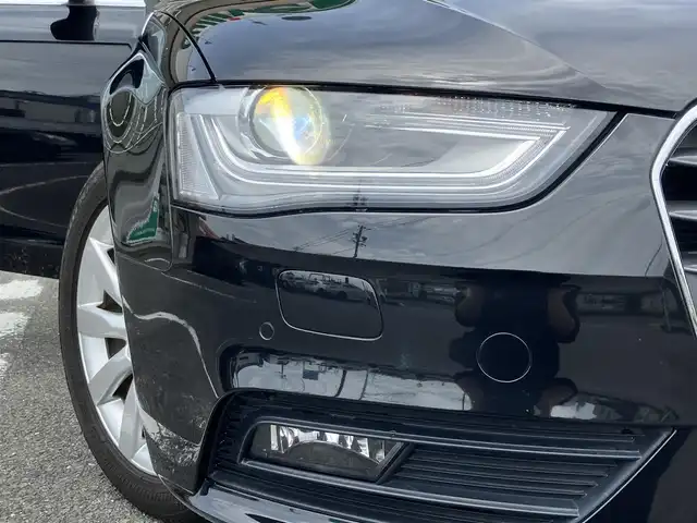 アウディ Ａ４ 2．0 TFSI クワトロ 三重県 2012(平24)年 5万km 黒 ♪走行49646km/♪4WD/ターボ/スマートキー×2/プッシュスタート/黒革シート/前席パワーシート/前席シートヒーター/パーキングエイド/アイドリングストップ/純正メーカーナビ/・DTV・DVD再生/・Bluetoothオーディオ/・ミュージックジューク/・バックカメラ/純正17インチAW/HIDヘッドライト/フォグライト/リアフォグライト/オートライト/ウィンカーミラー/電格ミラー/革巻ステアリング/ステアリングスイッチ/パドルシフト/フロアマット/ETC/サイド/カーテンエアバック