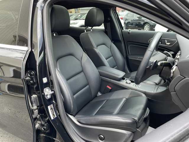 メルセデス・ベンツ ＧＬＡ２２０ 4マチック 道北・旭川 2020(令2)年 3.2万km コスモスブラック ・４WD/・禁煙車/・パノラミックスライディングルーフ/・ルーフレール/・電動リアゲート/・アクティブディスタンスアシストディストロニック/・アクティブブレーキアシスト/・アクティブパーキングアシスト/・純正ナビCD/DVD/TV/BT/・バックカメラ/・前後コーナーセンサー/・クルーズコントロール/・ダウンヒルスピードレギュレーション/・ダイナミックセレクトスイッチ/・シートメモリー/・マルチファンクションディスプレイ/・電気式パーキングブレーキ/・アイドリングストップ/・LEDヘッドライト/・オートライト/・パドルシフト/・ビルトインETC/・読書灯/・ISOFIX/・スペアキー1本/・社外AW冬タイヤ積込/・保証書/・取説