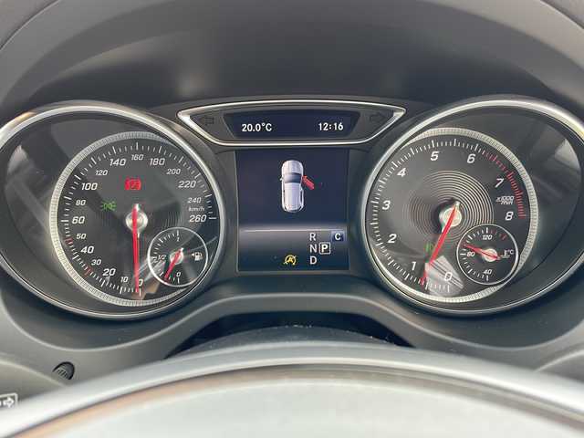 メルセデス・ベンツ ＧＬＡ２２０ 4マチック 道北・旭川 2020(令2)年 3.2万km コスモスブラック ・４WD/・禁煙車/・パノラミックスライディングルーフ/・ルーフレール/・電動リアゲート/・アクティブディスタンスアシストディストロニック/・アクティブブレーキアシスト/・アクティブパーキングアシスト/・純正ナビCD/DVD/TV/BT/・バックカメラ/・前後コーナーセンサー/・クルーズコントロール/・ダウンヒルスピードレギュレーション/・ダイナミックセレクトスイッチ/・シートメモリー/・マルチファンクションディスプレイ/・電気式パーキングブレーキ/・アイドリングストップ/・LEDヘッドライト/・オートライト/・パドルシフト/・ビルトインETC/・読書灯/・ISOFIX/・スペアキー1本/・社外AW冬タイヤ積込/・保証書/・取説