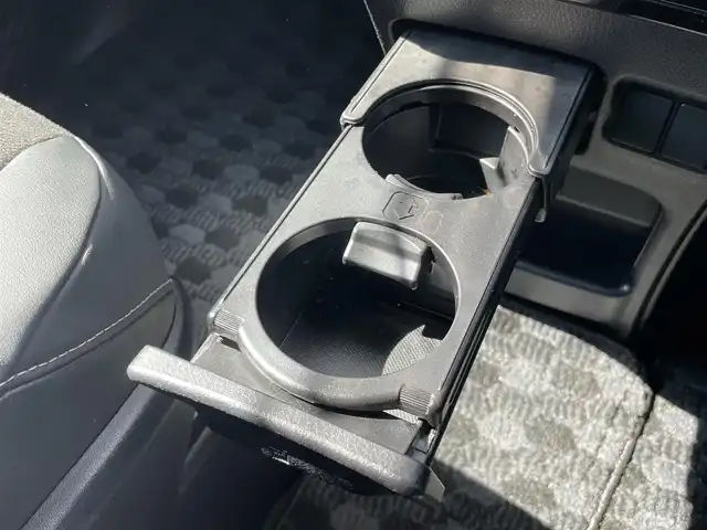 トヨタ ノア Si ダブルバイビーⅢ 千葉県 2021(令3)年 1.6万km ホワイトパールクリスタルシャイン 衝突軽減ブレーキ/両側パワースライドドア/純正９インチＳＤナビ/純正フリップダウンモニター/フルセグＴＶ/バックカメラ/クルーズコントロール/ＥＴＣ/純正１６インチアルミホイール/ＬＥＤヘッドライト