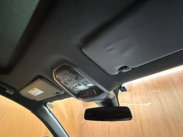 プジョー ５００８ GT ブルーHDi 千葉県 2022(令4)年 2.1万km プラチナグレー パノラマＳＲ　/純正ナビ　/バックカメラ　/ＣａｒＰｌａｙ/ＡＣＣ　/ＢＳＭ　/ハーフレザーシート　/シートヒーター　/ＬＥＤヘッドライト　/ハイビームアシスト　/電動リアゲート　/純正１８インチＡＷ　/ＥＴＣ