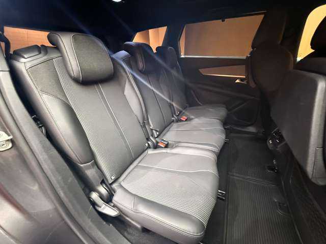 プジョー ５００８ GT ブルーHDi 千葉県 2022(令4)年 2.1万km プラチナグレー パノラマＳＲ　/純正ナビ　/バックカメラ　/ＣａｒＰｌａｙ/ＡＣＣ　/ＢＳＭ　/ハーフレザーシート　/シートヒーター　/ＬＥＤヘッドライト　/ハイビームアシスト　/電動リアゲート　/純正１８インチＡＷ　/ＥＴＣ