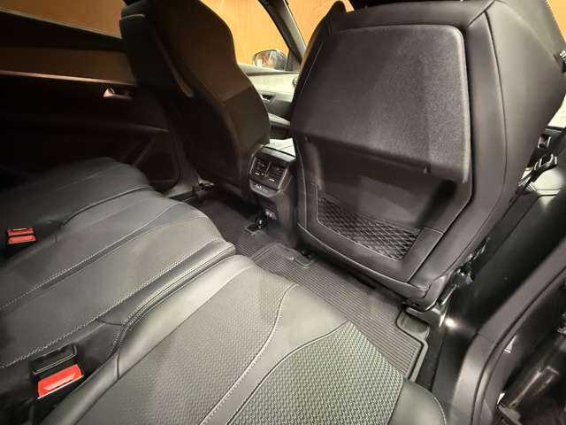 プジョー ５００８ GT ブルーHDi 千葉県 2022(令4)年 2.1万km プラチナグレー パノラマＳＲ　/純正ナビ　/バックカメラ　/ＣａｒＰｌａｙ/ＡＣＣ　/ＢＳＭ　/ハーフレザーシート　/シートヒーター　/ＬＥＤヘッドライト　/ハイビームアシスト　/電動リアゲート　/純正１８インチＡＷ　/ＥＴＣ