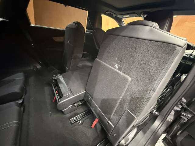 プジョー ５００８ GT ブルーHDi 千葉県 2022(令4)年 2.1万km プラチナグレー パノラマＳＲ　/純正ナビ　/バックカメラ　/ＣａｒＰｌａｙ/ＡＣＣ　/ＢＳＭ　/ハーフレザーシート　/シートヒーター　/ＬＥＤヘッドライト　/ハイビームアシスト　/電動リアゲート　/純正１８インチＡＷ　/ＥＴＣ