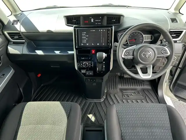 トヨタ ルーミー カスタムG－T 愛媛県 2022(令4)年 1.6万km ブラックマイカメタリック/パールホワイト2トーン メーカーオプションカラー［X99］/ブラックマイカメタリック〈X07〉×パールホワイトIII〈W24〉/純正9型ディスプレイオーディオ/フルセグTV・Bluetooth/パノラミックビューモニター・バックカメラ/両側パワースライドドア/コンフォートパッケージ/・ナノイーX/・シートヒーター（D+N席）/・シートバックテーブル/ビルドインETC/スマートアシスト/・衝突警報機能/衝突回避支援ブレーキ機能/・先行車発進お知らせ機能/・標識認識機能/・車線逸脱警報機能/・路側逸脱警報/・ふらつき警報/・アダプティブクルーズコントロール/・サイドビューランプ/・オートハイビーム/・ADB（アダプティブドライビングビーム）/・ブレーキ制御付誤発進抑制機能（前方・後方）/・コーナーセンサー/・電動パーキングブレーキ/・ブレーキホールド/・緊急ブレーキシグナル/スマートキー・スペアキー/取扱説明書