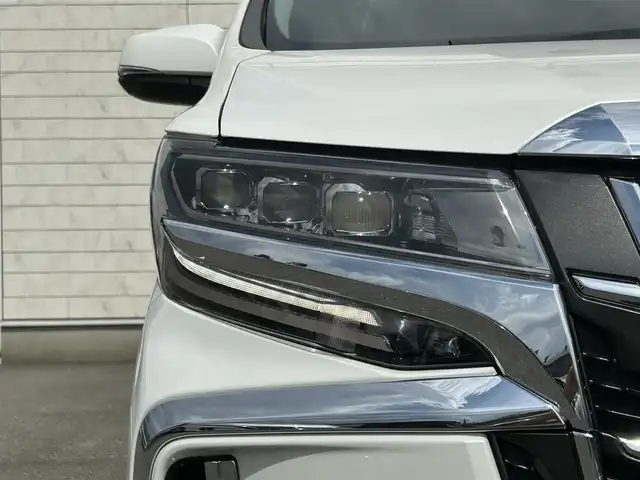 トヨタ アルファード S Cパッケージ 福岡県 2022(令4)年 1.6万km ホワイトパールクリスタルシャイン 純正10型ナビ(フルセグTV/BT)バックモニター後席モニターＷサンルーフ三眼LEDヘッドライトシーケンシャルウィンカートヨタセーフティーセンスコーナーセンサーBSM電動リアゲート両側パワスラレーダークルコンETCデジタルインナーミラーUSBポートシートヒーターハンドルヒーターオットマン純正アルミホイール18インチスマートキープッシュスタート
