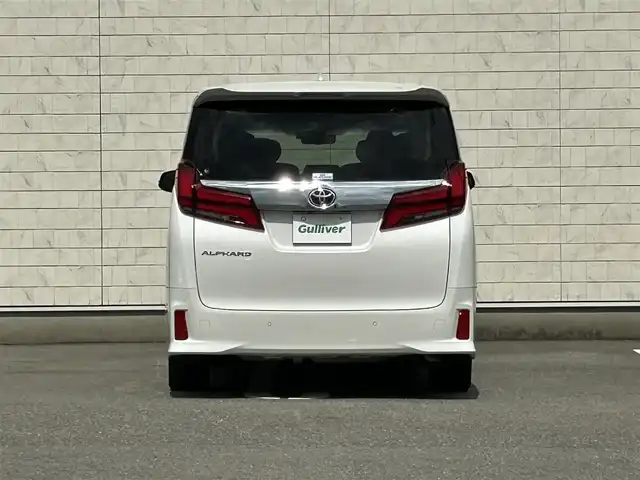 トヨタ アルファード S Cパッケージ 福岡県 2022(令4)年 1.6万km ホワイトパールクリスタルシャイン 純正10型ナビ(フルセグTV/BT)バックモニター後席モニターＷサンルーフ三眼LEDヘッドライトシーケンシャルウィンカートヨタセーフティーセンスコーナーセンサーBSM電動リアゲート両側パワスラレーダークルコンETCデジタルインナーミラーUSBポートシートヒーターハンドルヒーターオットマン純正アルミホイール18インチスマートキープッシュスタート