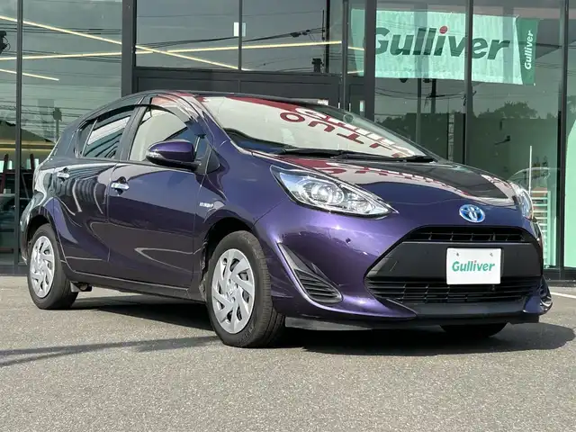 トヨタ アクア S スタイルブラック 鹿児島県 2018(平30)年 4.1万km ジュエリーパープルマイカM 純正SDナビ/【Bluetooth/フルセグTV/CD/DVD】/プリクラッシュセーフティー/バックカメラ/アイドリングストップ/オートエアコン/ドアバイザー/スマートキー/ETC