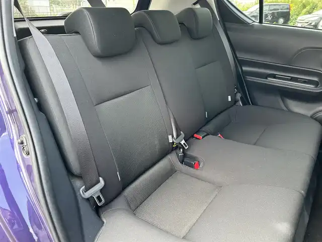 トヨタ アクア S スタイルブラック 鹿児島県 2018(平30)年 4.1万km ジュエリーパープルマイカM 純正SDナビ/【Bluetooth/フルセグTV/CD/DVD】/プリクラッシュセーフティー/バックカメラ/アイドリングストップ/オートエアコン/ドアバイザー/スマートキー/ETC