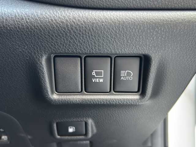 トヨタ Ｃ－ＨＲ G モード ネロ セーフティプラス 兵庫県 2020(令2)年 2.6万km ホワイトパールクリスタルシャイン ワンオーナー/トヨタセーフティセンス（衝突被害軽減システム）/純正ディスプレイオーディオ/　Bluetooth/Miracast/USB/AM/FM/パノラミックビューモニター/純正ビルトインETC/前方ドライブレコーダー/ブレーキホールド/ブラインドスポットモニター/パーキングアシスト/レーダークルーズコントロール/レーンキープアシスト/前後コーナーセンサー/アンチロック・ブレーキ・システム/横滑り防止装置/盗難防止装置/ハーフレザー/シートヒーター（D+N席）/純正フロアマット/純正アルミホイール（18インチ）/オートマチックハイビーム/LEDヘッドライト/パワーステアリング/パワーウィンドウ/エアバッグ（W+サイド）/カーテンエアバッグ/スマートキー/スペアキー（１本）/保証書/取扱説明書