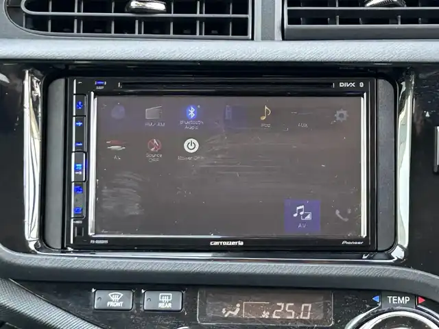 トヨタ アクア G G’s 栃木県 2016(平28)年 7.9万km ライムホワイトパールクリスタルシャイン 社外オーディオディスプレイオーディオ/・Bluetooth/・Applecarplay/Androidauto/・CD/DVD/USB/バックカメラ/ETC/BBS17インチAW/レカロシート/HKSマフラー/クルーズコントロール/革巻きステアリング/LEDヘッドライト/フォグランプ/オートライト/スマートキー/プッシュスタート/純正フロアマット/純正サイドバイザー/電動格納ウィンカーミラー