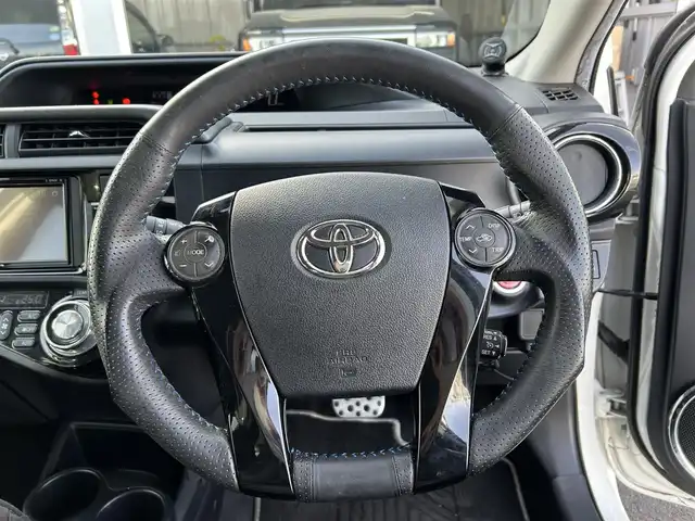 トヨタ アクア G G’s 栃木県 2016(平28)年 7.9万km ライムホワイトパールクリスタルシャイン 社外オーディオディスプレイオーディオ/・Bluetooth/・Applecarplay/Androidauto/・CD/DVD/USB/バックカメラ/ETC/BBS17インチAW/レカロシート/HKSマフラー/クルーズコントロール/革巻きステアリング/LEDヘッドライト/フォグランプ/オートライト/スマートキー/プッシュスタート/純正フロアマット/純正サイドバイザー/電動格納ウィンカーミラー