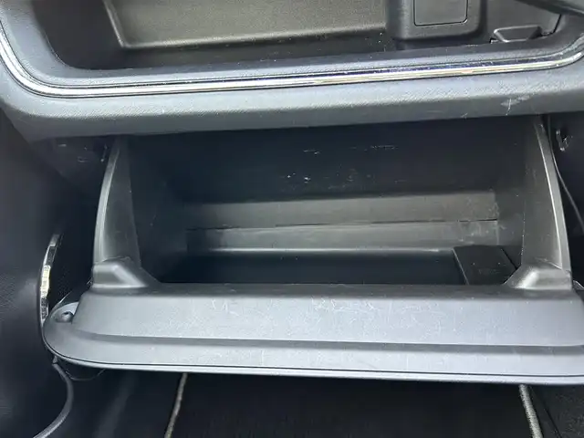 トヨタ アクア G G’s 栃木県 2016(平28)年 7.9万km ライムホワイトパールクリスタルシャイン 社外オーディオディスプレイオーディオ/・Bluetooth/・Applecarplay/Androidauto/・CD/DVD/USB/バックカメラ/ETC/BBS17インチAW/レカロシート/HKSマフラー/クルーズコントロール/革巻きステアリング/LEDヘッドライト/フォグランプ/オートライト/スマートキー/プッシュスタート/純正フロアマット/純正サイドバイザー/電動格納ウィンカーミラー