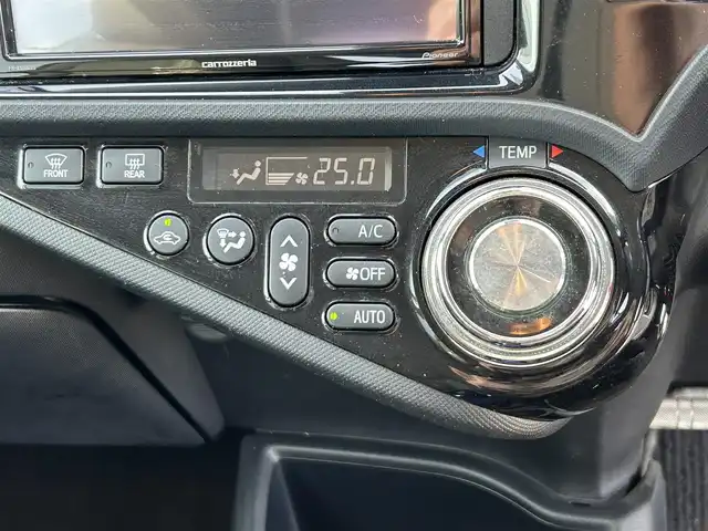 トヨタ アクア G G’s 栃木県 2016(平28)年 7.9万km ライムホワイトパールクリスタルシャイン 社外オーディオディスプレイオーディオ/・Bluetooth/・Applecarplay/Androidauto/・CD/DVD/USB/バックカメラ/ETC/BBS17インチAW/レカロシート/HKSマフラー/クルーズコントロール/革巻きステアリング/LEDヘッドライト/フォグランプ/オートライト/スマートキー/プッシュスタート/純正フロアマット/純正サイドバイザー/電動格納ウィンカーミラー