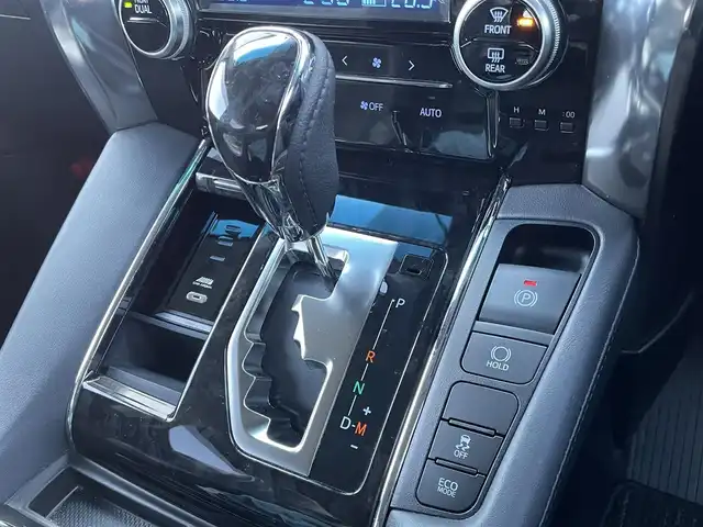 トヨタ アルファード S Cパッケージ 香川県 2019(平31)年 1.9万km ブラック 登録時走行距離；18306km/アルパインナビ11インチ/12．8型アルパイン後席モニター/ツインムーンルーフ/3眼LEDヘッドライト/バックカメラ/前後ドライブレコーダー/電動リアゲート/パワーシート/シートヒーター/ベンチレーション/両側パワースライドドア/トヨタセーフティーセンス/・プリクラッシュセーフティー/・クルーズコントロール/・レーンディパーチャーアラート/・オートマチックハイビーム/社外コーナーセンサー/オットマン/純正フロアマット/純正AW18インチ/スマートキー