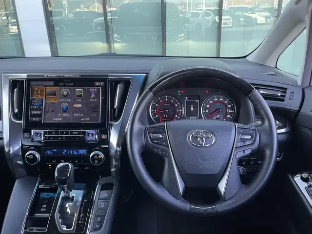 トヨタ アルファード S Cパッケージ 香川県 2019(平31)年 1.9万km ブラック 登録時走行距離；18306km/アルパインナビ11インチ/12．8型アルパイン後席モニター/ツインムーンルーフ/3眼LEDヘッドライト/バックカメラ/前後ドライブレコーダー/電動リアゲート/パワーシート/シートヒーター/ベンチレーション/両側パワースライドドア/トヨタセーフティーセンス/・プリクラッシュセーフティー/・クルーズコントロール/・レーンディパーチャーアラート/・オートマチックハイビーム/社外コーナーセンサー/オットマン/純正フロアマット/純正AW18インチ/スマートキー