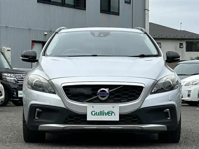 ボルボ Ｖ４０ クロスカントリー T5 AWD 宮城県 2013(平25)年 8.5万km シルバー 純正ＡＷ//ドラレコ//社外バックカメラ//純正メモリナビ（ワンセグ、ＣＤ、ＤＶＤ、ＵＳＢ、ＢＴ）//前席シートヒーター//ブラインドスポットモニター//スマートキー//スペアキー　//ＥＴＣ//電動リアゲート//プッシュスタート