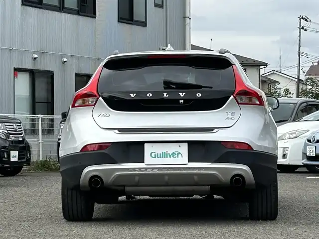 ボルボ Ｖ４０ クロスカントリー T5 AWD 宮城県 2013(平25)年 8.5万km シルバー 純正ＡＷ//ドラレコ//社外バックカメラ//純正メモリナビ（ワンセグ、ＣＤ、ＤＶＤ、ＵＳＢ、ＢＴ）//前席シートヒーター//ブラインドスポットモニター//スマートキー//スペアキー　//ＥＴＣ//電動リアゲート//プッシュスタート