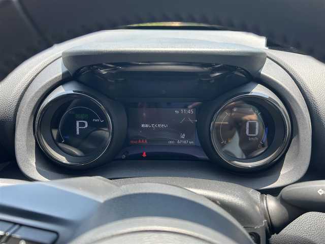 トヨタ ヤリス ハイブリッド Z 富山県 2020(令2)年 6.8万km ダークブルーマイカM 4WD/クリアランスソナー/レーダークルーズコントロール/リヤクロストラフィックオートブレーキ/RSA（ロードサインアシスト）/レーンキープアシスト/オートマチックハイビーム/衝突被害軽減システム/横滑り防止装置/盗難防止装置/ディーラーOPナビ/フルセグTV/Bluetooth/バックカメラ/ビルトインETC/シートヒーターD＋N席/ドライブレコーダー