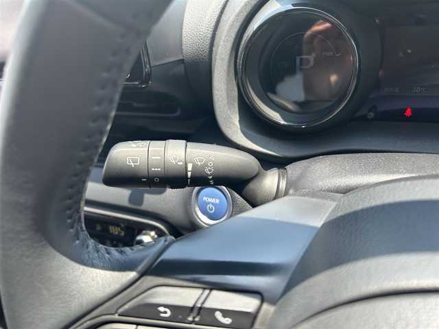 トヨタ ヤリス ハイブリッド Z 富山県 2020(令2)年 6.8万km ダークブルーマイカM 4WD/クリアランスソナー/レーダークルーズコントロール/リヤクロストラフィックオートブレーキ/RSA（ロードサインアシスト）/レーンキープアシスト/オートマチックハイビーム/衝突被害軽減システム/横滑り防止装置/盗難防止装置/ディーラーOPナビ/フルセグTV/Bluetooth/バックカメラ/ビルトインETC/シートヒーターD＋N席/ドライブレコーダー