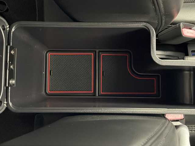 スズキ ジムニー XC 秋田県 2018(平30)年 2.1万km ブリスクブルーメタリック/ブラック2トーンルーフ 【社外パーツあり】/４WD/５速ＭＴ車/リフトアップ/減衰調整付きショックアブソーバー/ロッソモデロマフラー　/前後パイプバンパー　/スキッドプレート　/牽引フック/リアラダー/ボンネット油圧ダンパー　/ルーフラック　/黒革調シートカバー　/革巻きステアリング/純正８インチナビ　/バックカメラ　/フルセグTV/ドライブレコーダー/ＥＴＣ　/前席シートヒーター/クルーズコントロール/スズキセーフティ/LEDヘッドライト/フォグランプ/純正フロアマット/サイドバイザー /ウィンカーミラー /横滑り防止装置/衝突被害軽減システム