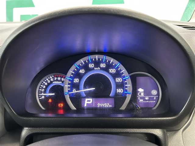 スズキ スペーシア X 鹿児島県 2015(平27)年 9.5万km フィズブルーパールメタリック 社外オーディオ/片側パワスラ　/Ｄ席シートヒーター　/ドアバイザー　/ヘッドライトレベライザー　/アイドリングストップ　/ハロゲンヘッドライト　/純正フロアマット　/スマートキー　/ＡＡＣ　/パワステ　/パワスラ　/ＡＢＳ/Wエアバッグ