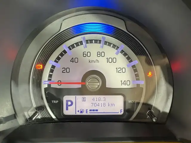スズキ ハスラー X 神奈川県 2018(平30)年 7.1万km アクティブイエロー/ブラック2トーンルーフ ２トーンカラー/純正８型メモリーナビゲーション【AVIC-RLS901】/フルセグ　Bluetooth　CD DVD　AM FM USB　iPod　AUX/全方位カメラ/レーンアシスト/デュアルカメラブレーキサポート/衝突被害軽減ブレーキ/ダウンヒルアシストコントロール/アイドリングストップ/社外前後ドライブレコーダー/革巻きステアリング/前席シートヒーター/プッシュスタート/スマートキー/純正15インチアルミホイール/HIDヘッドライト/オートライト/フロントフォグランプ/サイドステッカー/スペアキー
